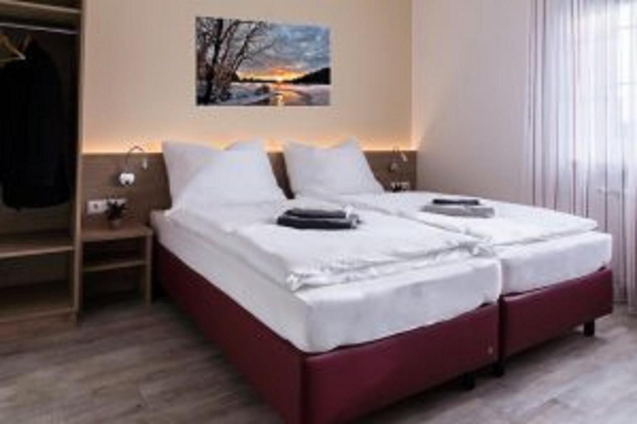 Bauers Gaestehaus Obersiebenbrunn Luaran gambar